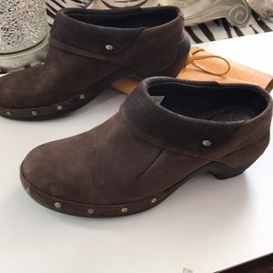 Merrell leather clogs size 8.5